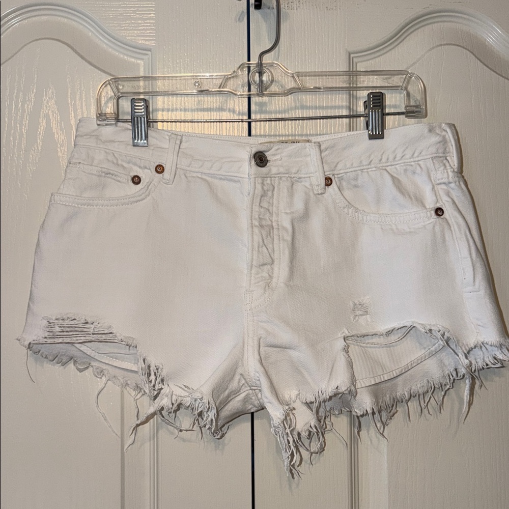 We The Free White Distressed Jean Shorts Size 29